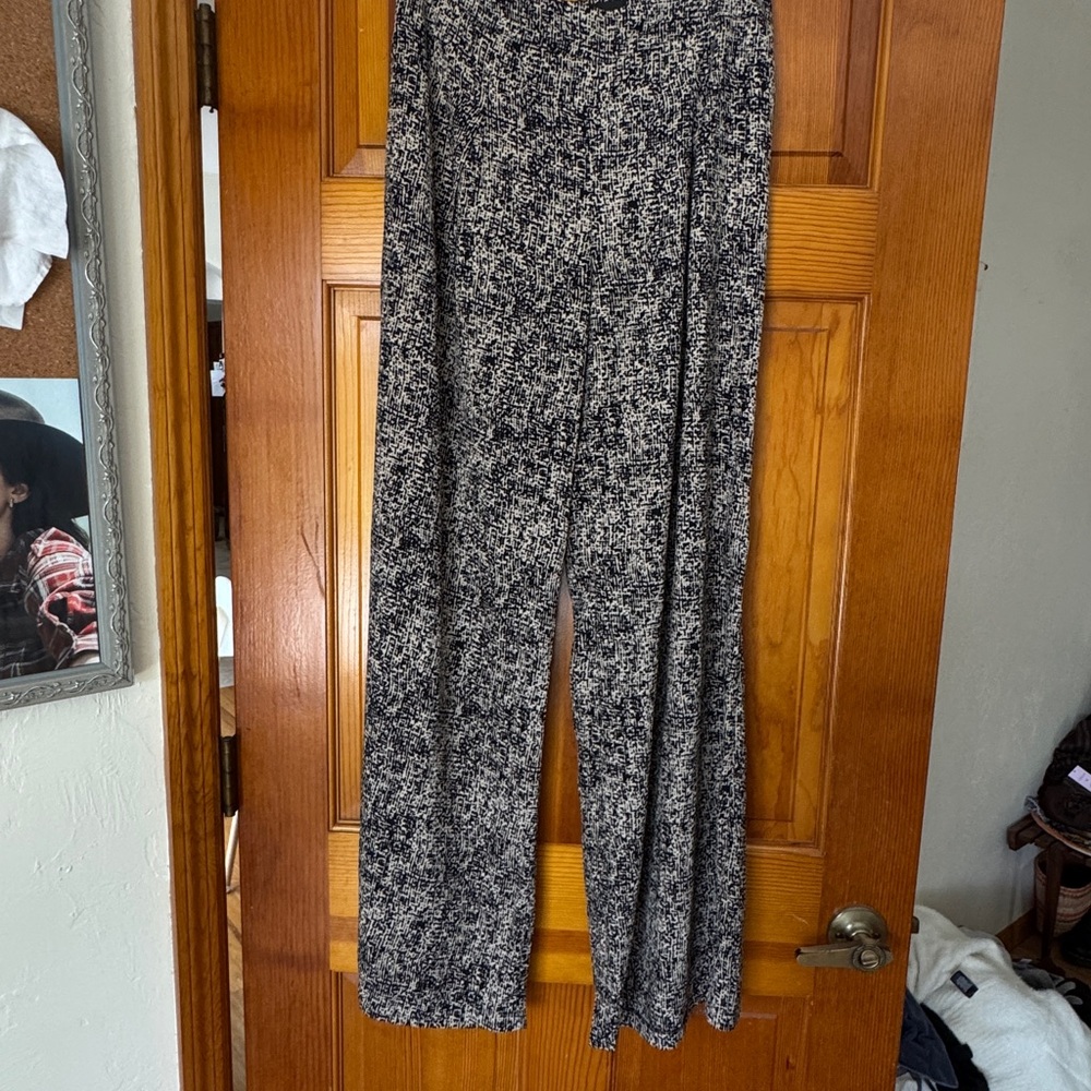 Wide leg silky pants